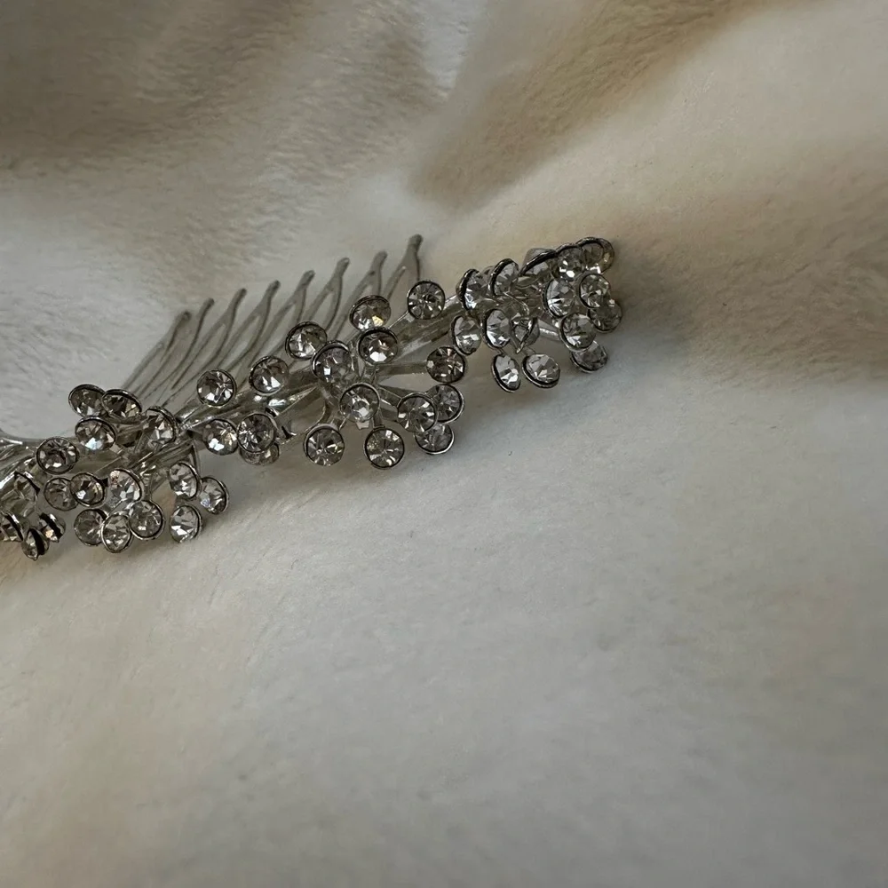 Silver Rhinestone Hair Comb Event Accessory